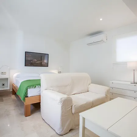 Holi-rent Santa Marta Daire *